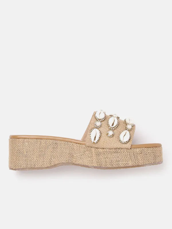 Beige_Jute_Stone_And_Pearl_Embellished_Flat_Sandal_For_Women_(_2_Inch_)