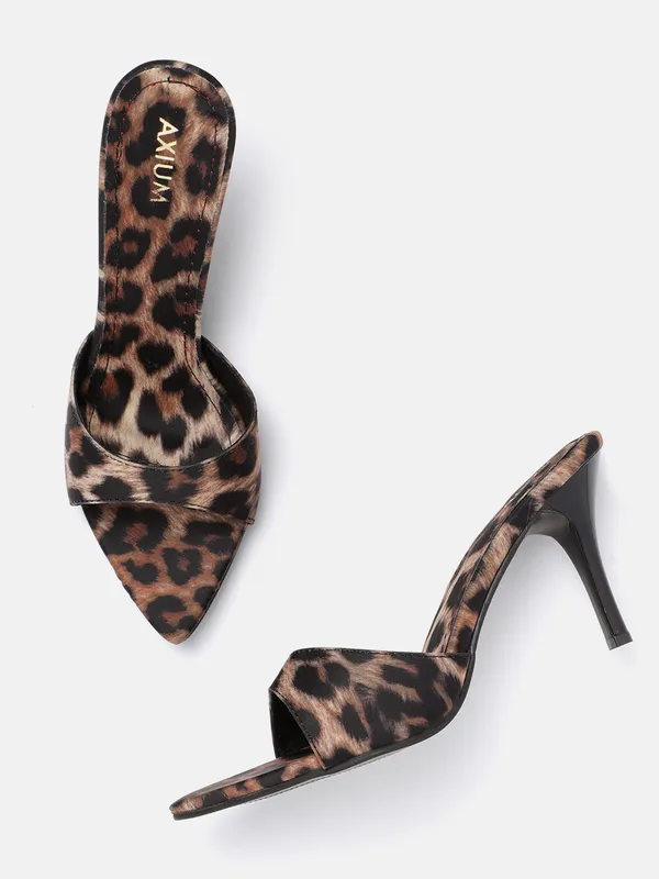 Black_Lycra_Black_Pointed_Toe_Stilettos_For_Women_(3.5_Inch)
