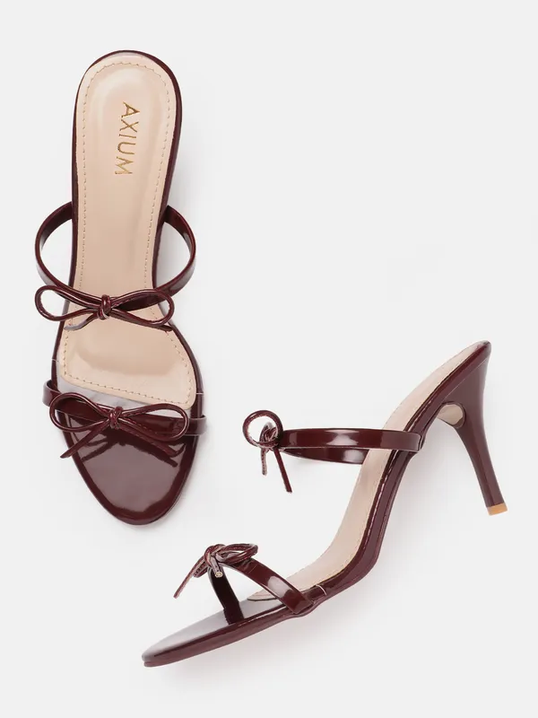 AXIUM_Women's_Maroon_Bow_Pointed_Toe_Stilettos,_3.5inch_(BLY248)