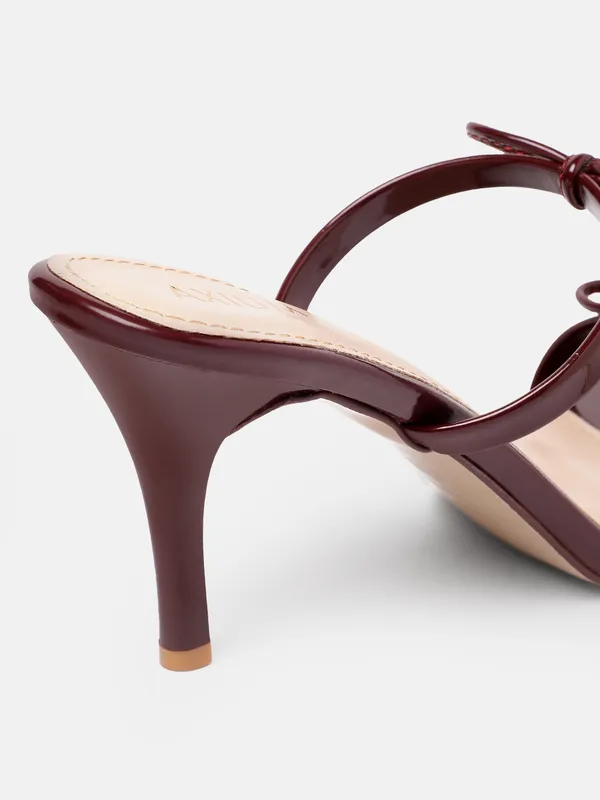 AXIUM_Women's_Maroon_Bow_Pointed_Toe_Stilettos,_3.5inch_(BLY248)