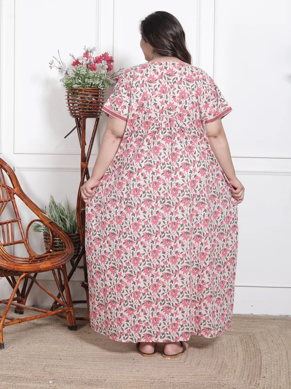 Stylish_&_Elegant_Cotton_Maxi_Printed_Short_Sleeves_Nighty_For_Women