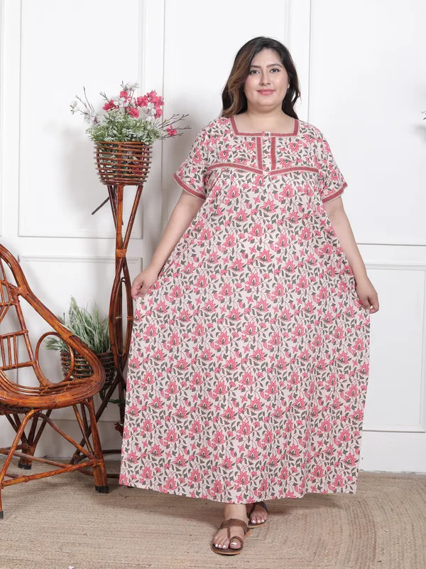 Stylish_&_Elegant_Cotton_Maxi_Printed_Short_Sleeves_Nighty_For_Women