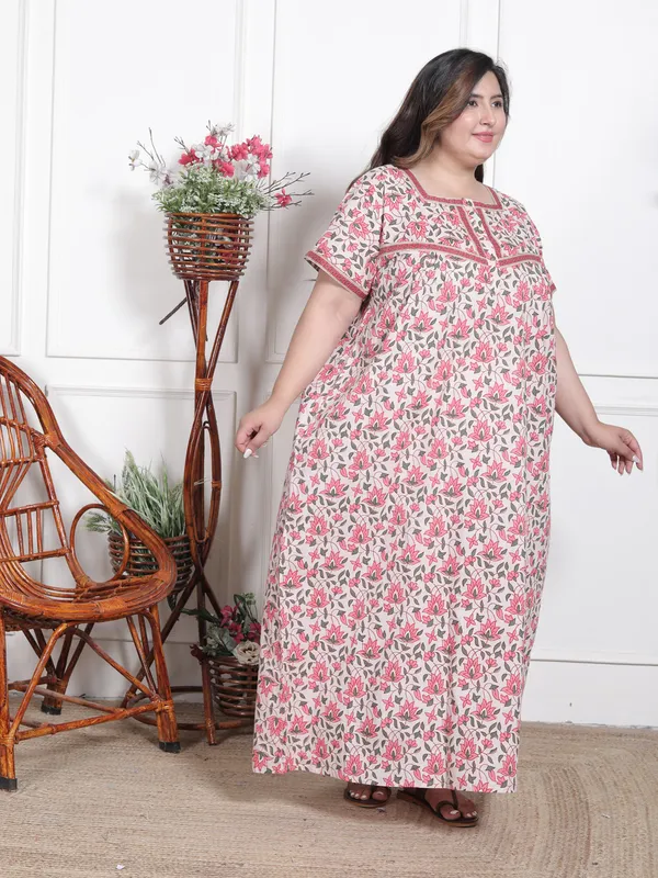 Stylish_&_Elegant_Cotton_Maxi_Printed_Short_Sleeves_Nighty_For_Women