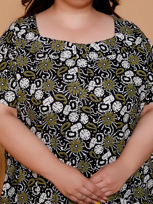 Black_&_Green_Everyday_Cotton_Maxi_Maxi_Printed_Short_Sleeve__For_Women