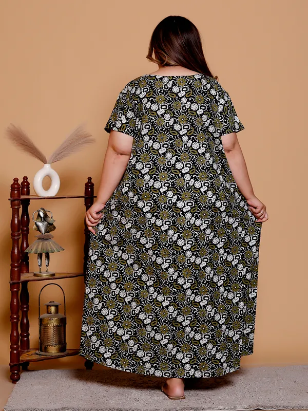 Black_&_Green_Everyday_Cotton_Maxi_Maxi_Printed_Short_Sleeve__For_Women