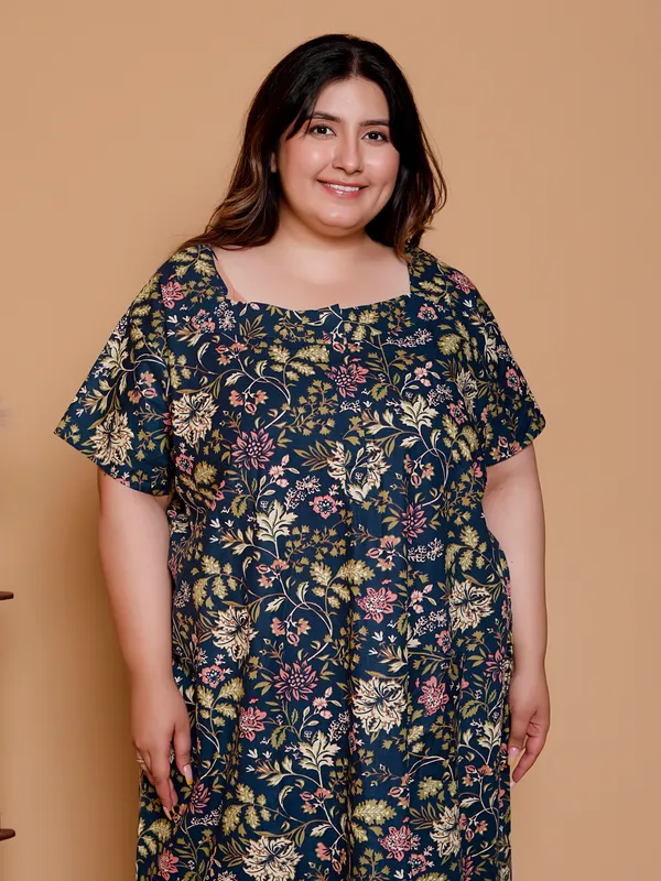 Blue_Everyday_Cotton_Printed_Stylised_Sleeves_Nighty_For_Women