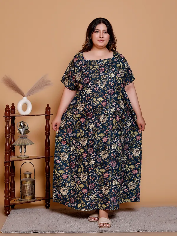 Blue_Everyday_Cotton_Printed_Stylised_Sleeves_Nighty_For_Women