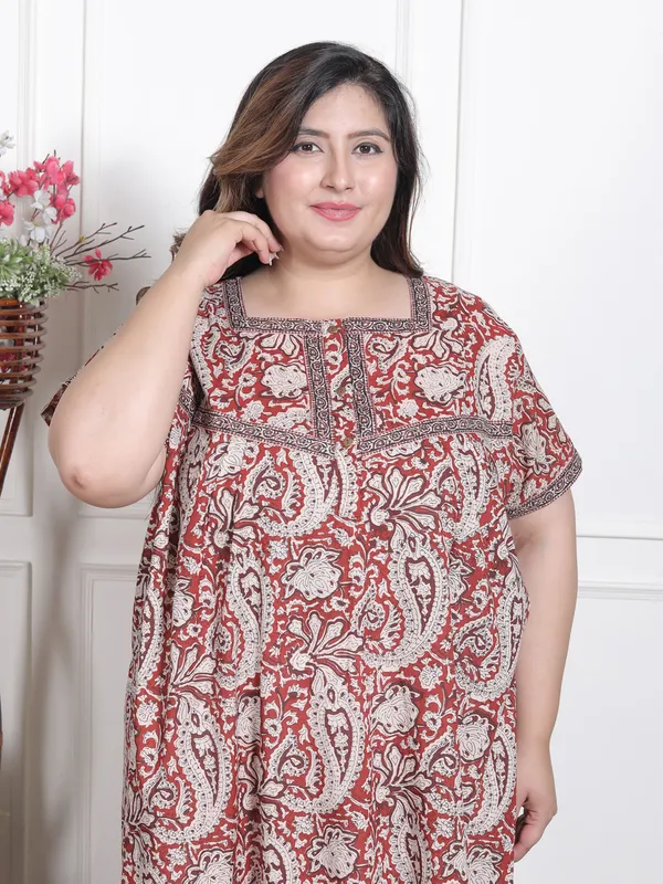 Stylish_&_Elegant_Cotton_Maxi_Printed_Short_Sleeves_Nighty_For_Women