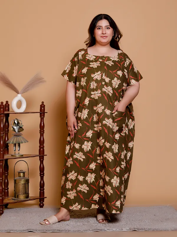 GOLDEN_Everyday_Cotton_Maxi_Printed_Stylized_Sleeves_Nighty_For_Women