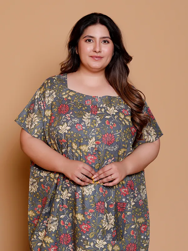 Grey_Everyday_Cotton_Maxi_Printed_Stylised_Sleeves_Nighty_For_Women