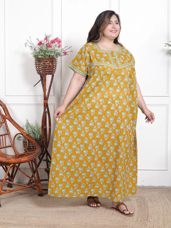 Stylish_&_Elegant__Cotton_Maxi_Printed_Short_Sleeves_Nighty_For_Women