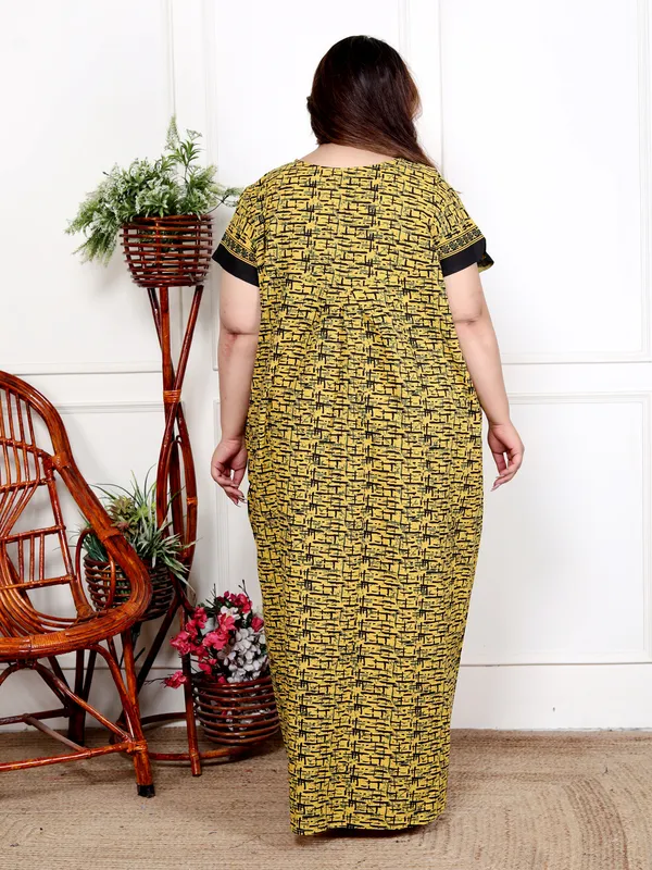 YELLOW_Everyday_Cotton_Printed_Stylised_Sleeves_Nighty_For_Women