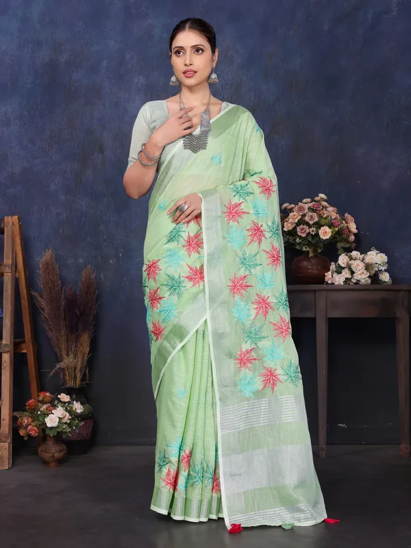 Green_Cotton_Linen_Saree_With_Unstitched_Blouse_Piece