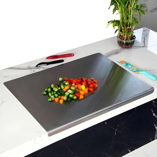 Chopping_Board_Chemical-Free_Material_Ensures_Safe_Food_Preparation_And_Easy_Cleaning
