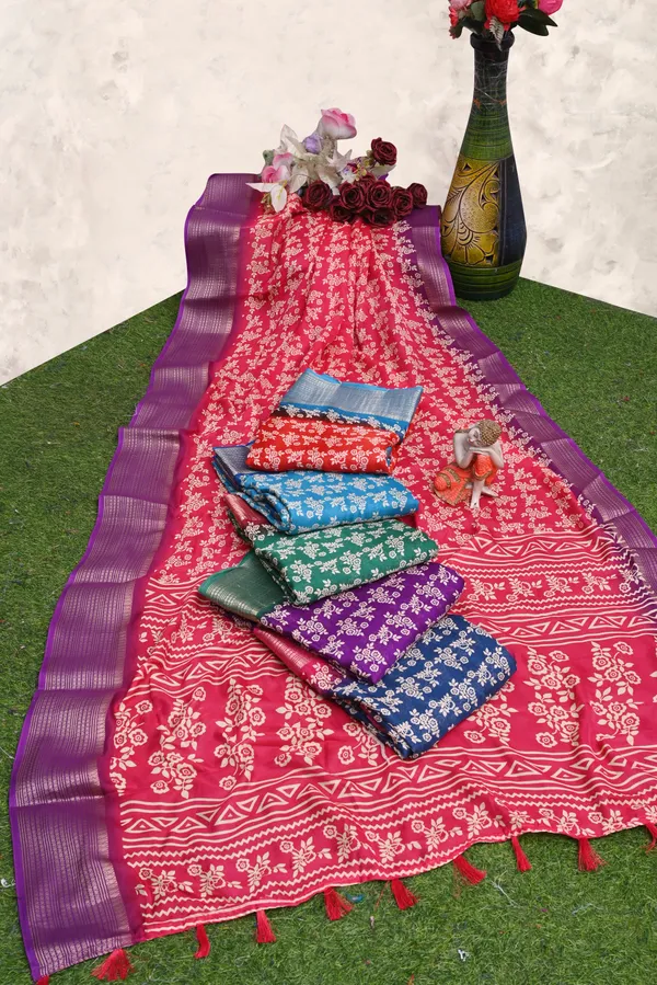 Red_Dull_Moss_Jari_Border_Small_Floral_Printed_saree_For_Women_&_Girls