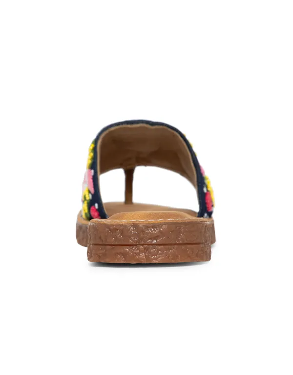 Ethnic_Hand-Embroidered_Sandals_for_Women_|_Comfortable_&_Stylish_|_Doctor's_sole_sandals