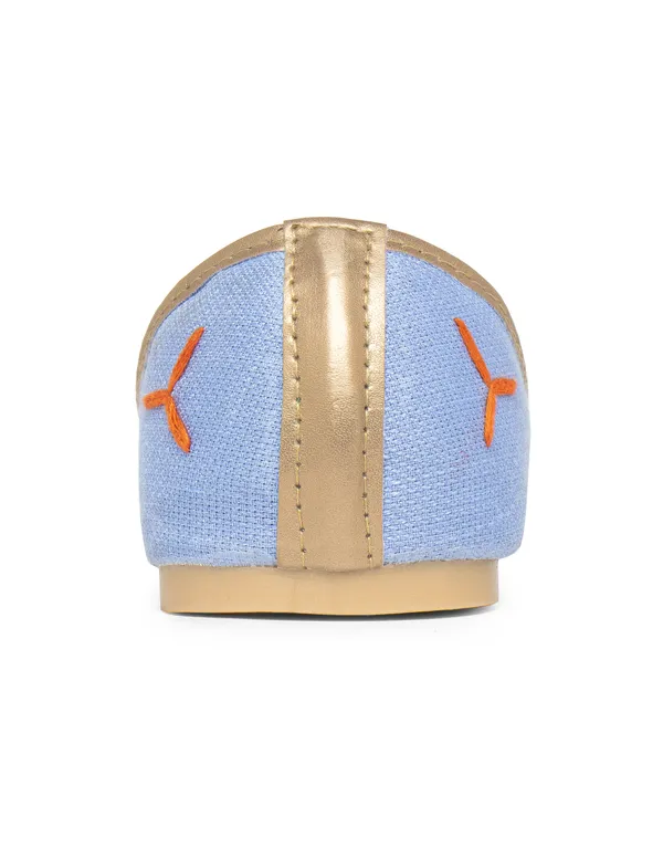 Denim_Blue_Fabric_And_Foam_Wedding_Punjabi_Jutti_For_Women