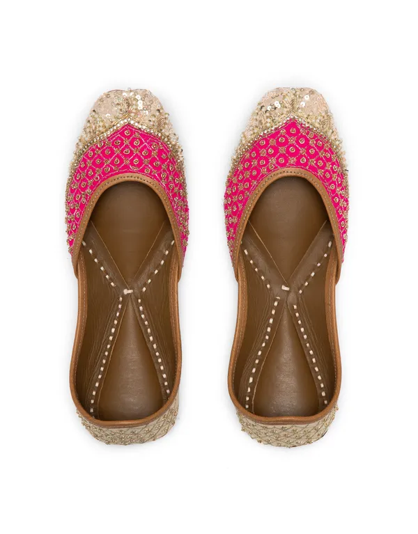 Gold_&_Pink_Punjabi_Jutti_for_Women_with_Handmade_Dabka_Leather_Lining