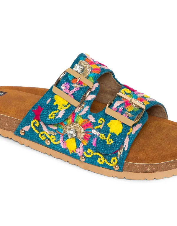 Multicolor_Fabric_And_Foam_Handcrafted_Ethnic_Flat_Slippers_For_Women
