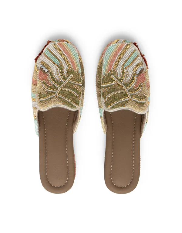 Multicolor_Fabric_And_Foam_Luxury_Handcrafted_Wedding_Mojari_For_Women