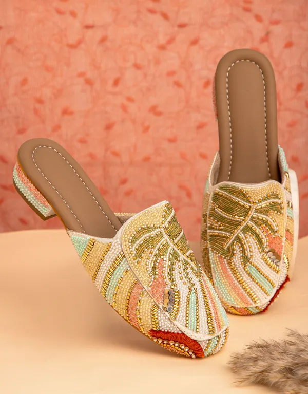 Multicolor_Fabric_And_Foam_Luxury_Handcrafted_Wedding_Mojari_For_Women
