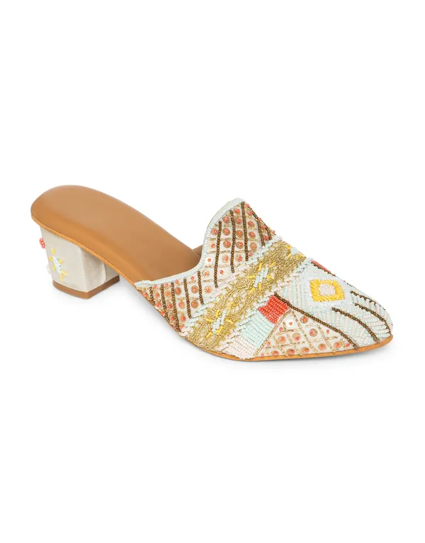 Multicolor_Fabric_And_Foam_Hand-Embroidery_Wedding_Mojari_Party_Sandals_For_Women