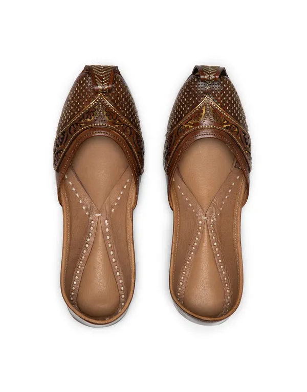Brown_Total_Leather_Wedding_Punjabi_Jutti_For_Women