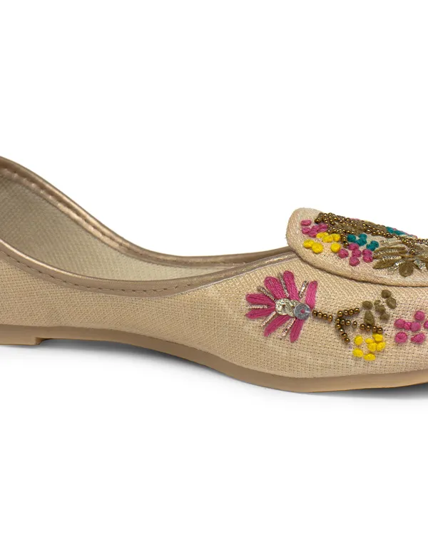 Gold_Fabric_And_Foam_Embriodered_Festive_Punjabi_Jutti_For_Women