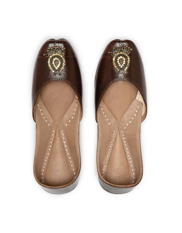 Brown_Total_Leather_Ethnic_Punjabi_Jutti_For_Women