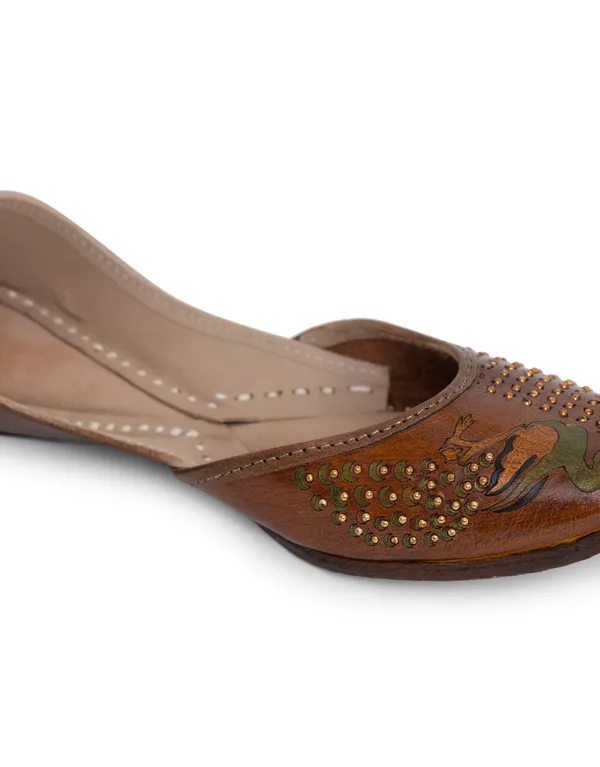 Premium_Total_Leather_Punjabi_Jutti_-_Handcrafted_Traditional_Footwear_for_Women