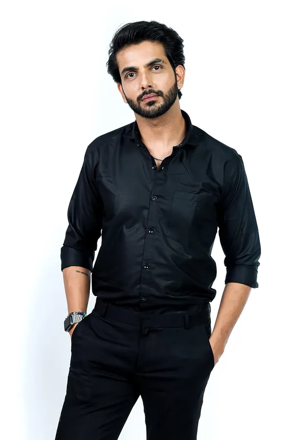 Black_Premium_Solid_Cotton_Blend_Shirt_For_Men