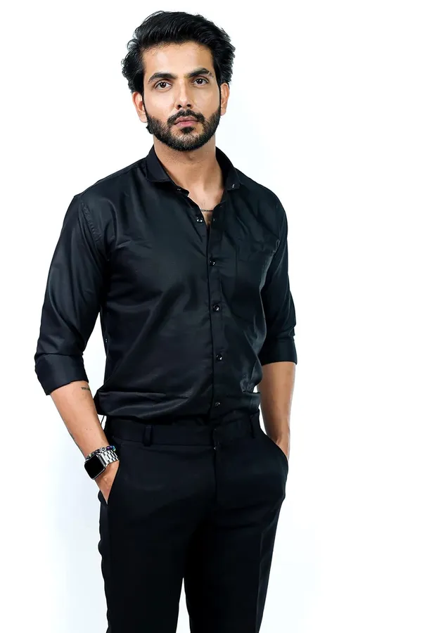 Black_Premium_Solid_Cotton_Blend_Shirt_For_Men