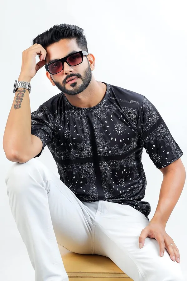 Black_Premium_Printed_Cotton_Blend_T-Shirt_For_Men