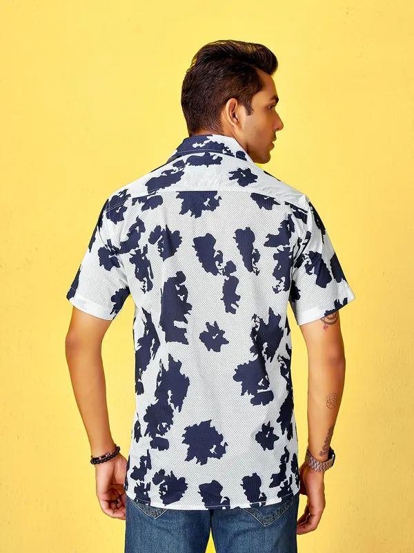 Blue_Patch_Premium_Printed_Cotton_Blend_Casual_Shirt_For_Men
