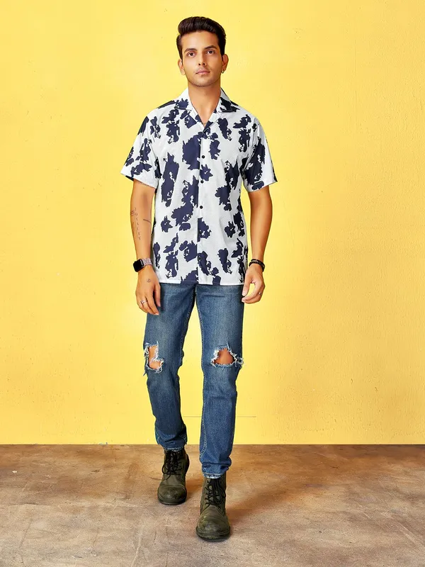 Blue_Patch_Premium_Printed_Cotton_Blend_Casual_Shirt_For_Men