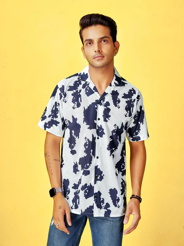 Blue_Patch_Premium_Printed_Cotton_Blend_Casual_Shirt_For_Men