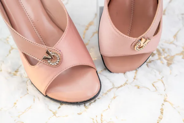 Pink_Synthetic_Leather_Flat_Sandal_For_Women