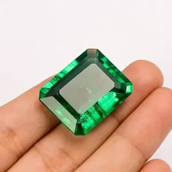 Panna_Emerald_Gemstone_Best_Quality_AAA+++_Astrological_Purpose_For_Unisex
