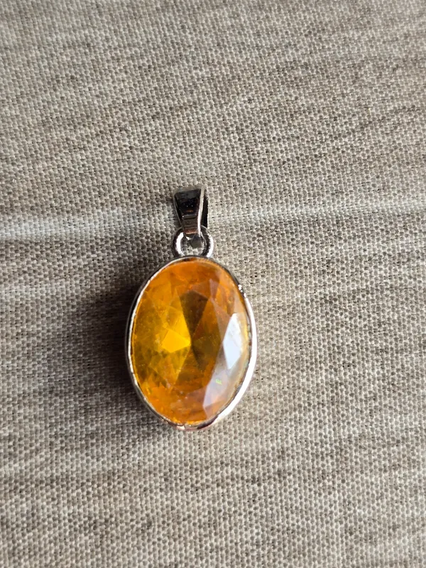 Yellow_Sapphire_Pukhraj_Gemstone_Brass_Metal__Pendant_Astrological_Purpose_For_Unisex