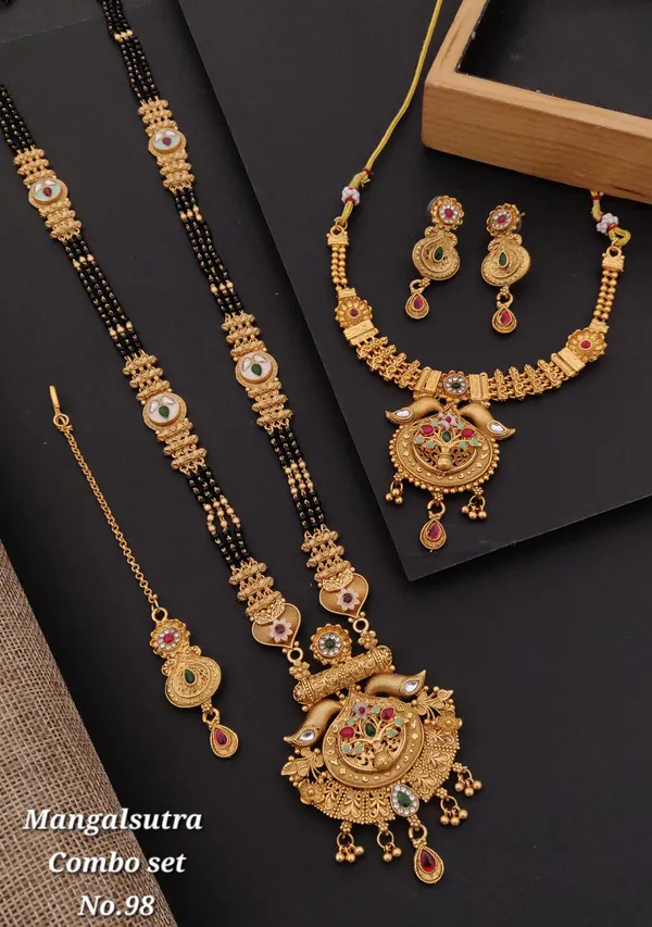 Gold_Plated_Necklace_Premium_Rajwadi_Look_Necklace_Set_For_Women