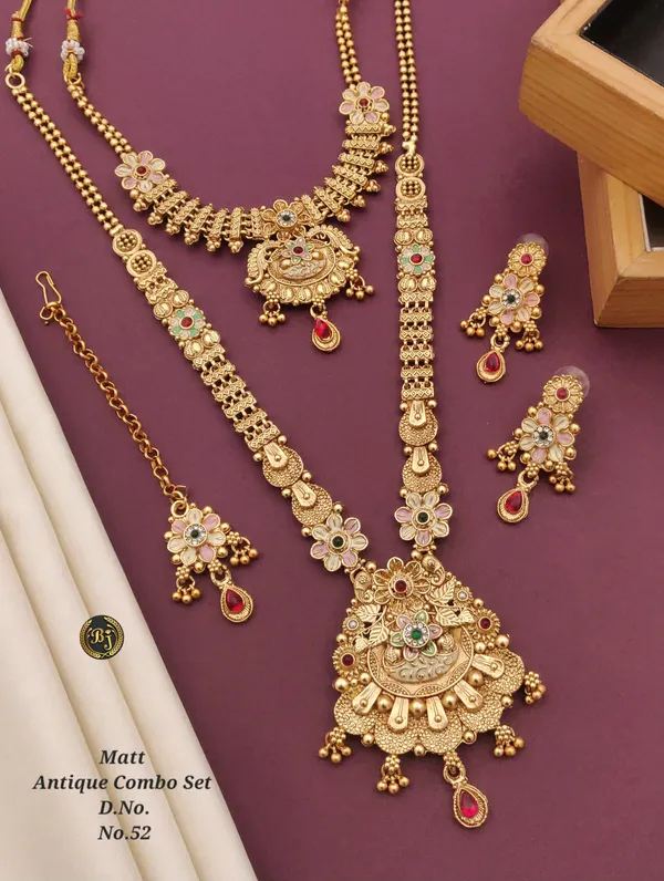 Gold_Plated_Necklace_Premium_Designer_Necklace_Set_For_Women