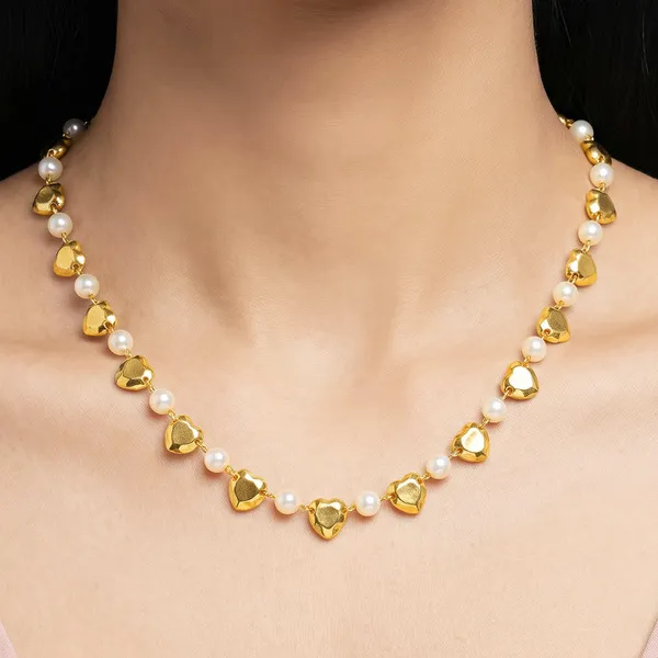 Gold_Toned_Heart_Charm_Pearl_Beaded_Necklace_for_Women