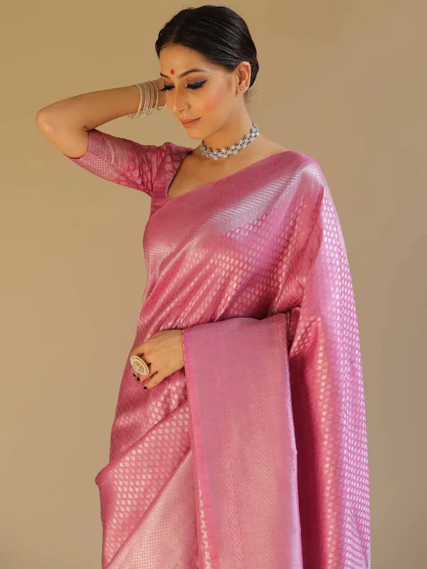 Pink_Silk_Zari_Woven_Banarasi_Saree_for_Women