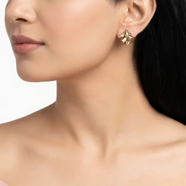 Gold_Toned_Champagne_Crystal_Square_Stud_Earrings_for_Women