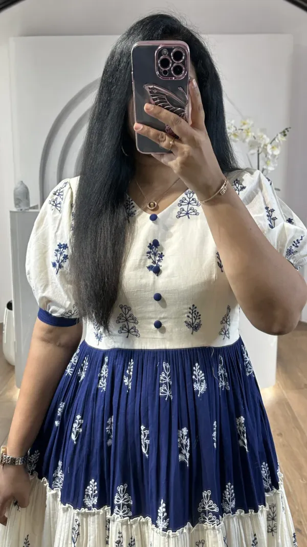 Royel_Blue_White_Gown_Print_
