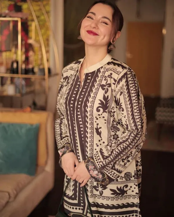 Women_Trendy_Stylish_Cotton_Sort_Top_Bottom_Party_Wear_Cord_Sat_Kurti_(Chiku)