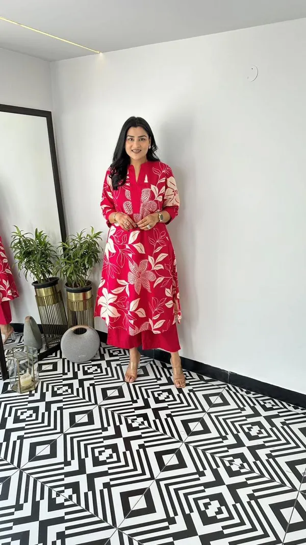 Red_Pomegranate_Cotton_Regular_Fit_Casual_Kurta_&_Pant_Set_For_Women
