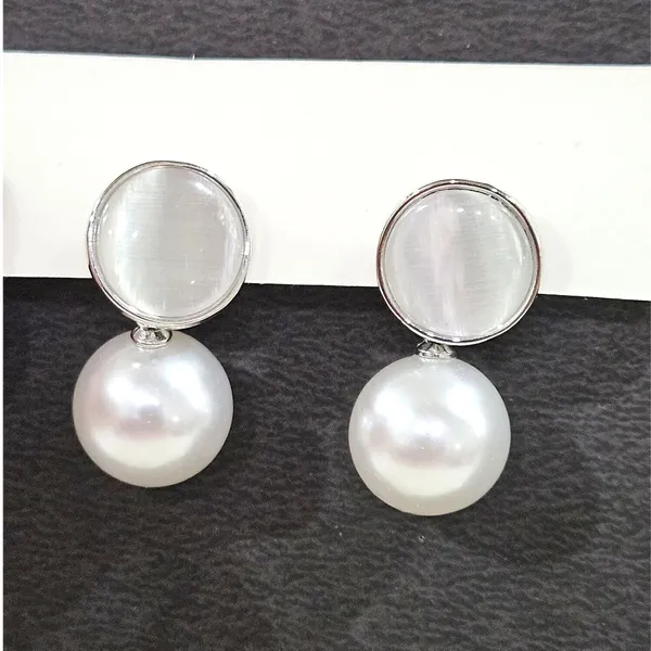 White_&_Grey___push_and_pull_Ethnic_Stud_Earring_For_Women