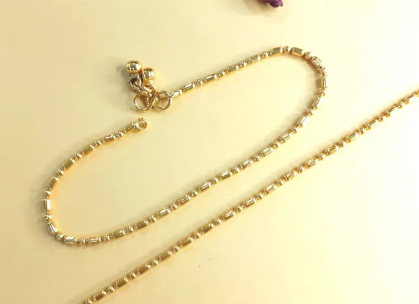 Gold_Alloy_Ethnic_S-Hook_Anklet_For_Women