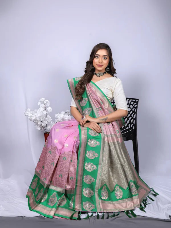 Baby_Pink_Kanchipuram_Silk_Saree_With_Zari_Weaving_Work